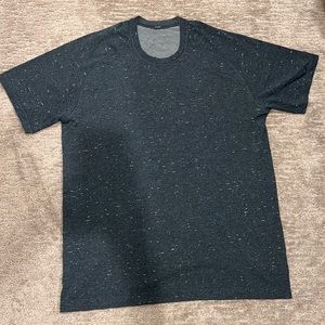 Lululemon Mens XL Shirt